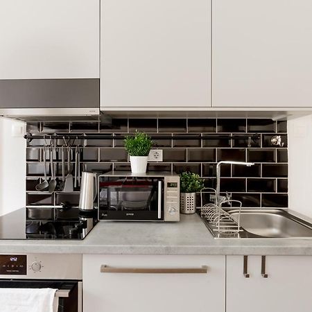Red Dot Two - New Unit In The Heart Of Party Town Leilighet Budapest Eksteriør bilde